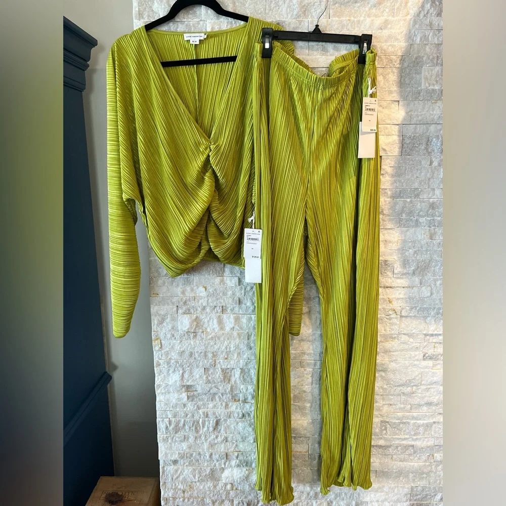 Good American Chartreuse Wide Leg Pants - Picture 10 of 16